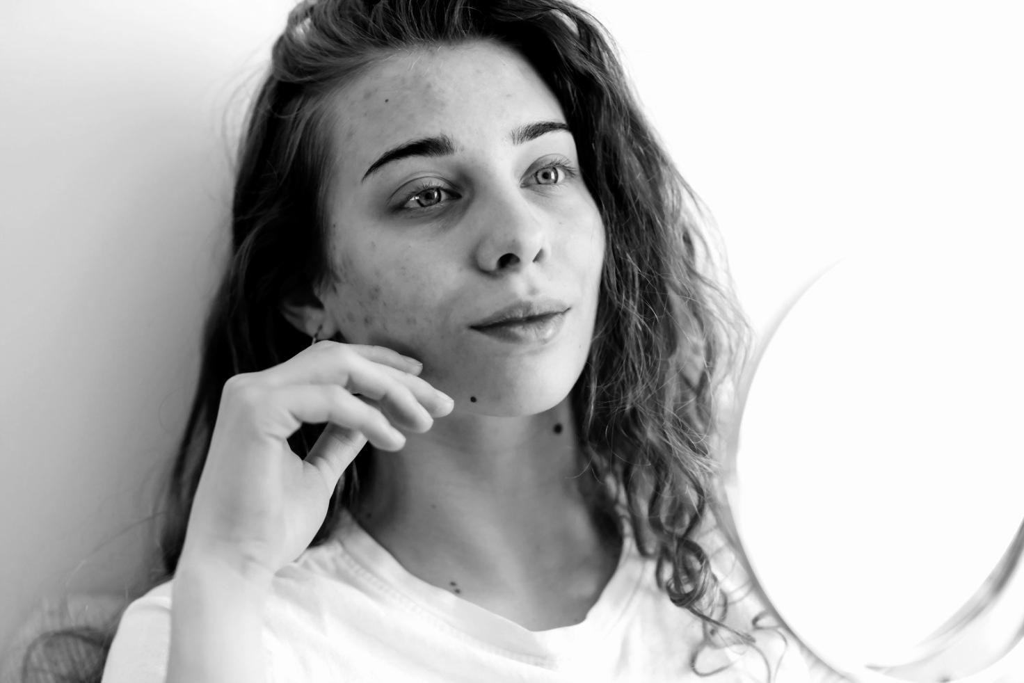 Sessione di trucco teatrale durante webinar